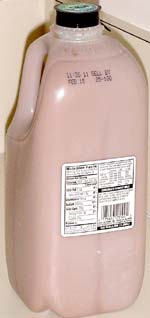 Garelick Fresh1 Lowfat Chocolate Milk, half-gallon, rear view
