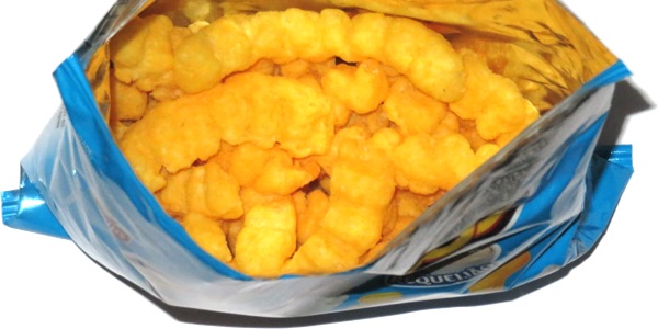 Kiosk Brazil - Requeijão flavored Cheetos available here