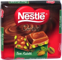 Nestle Classic Tam Fistikli Sultu Cikolata