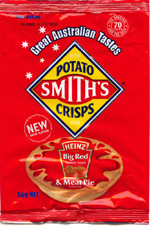 Smith's Potato Crisps Heinz Big Red Tomato Sauce & Meat Pie